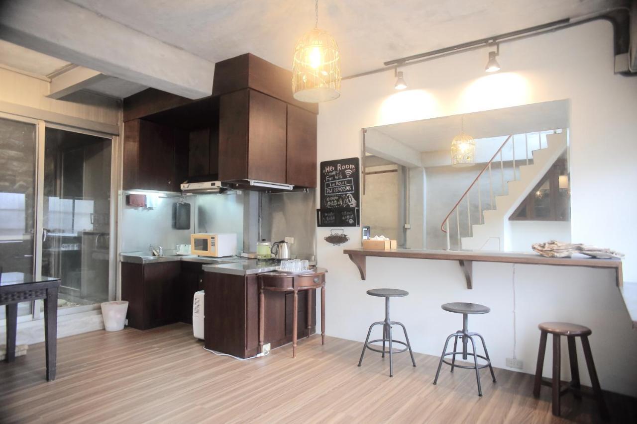 Liu House Apartment Джиуфен Екстериор снимка